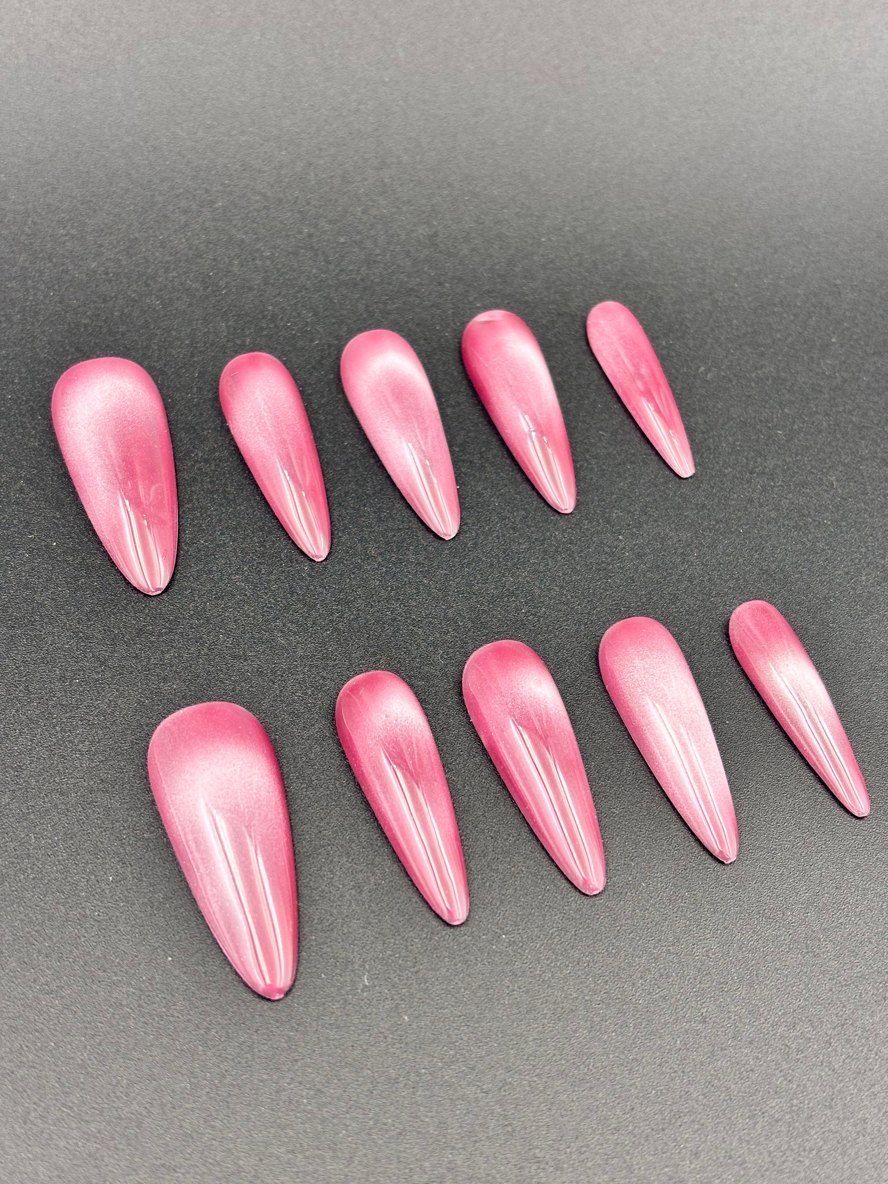 Press-On Nails   WA:+8618695835600